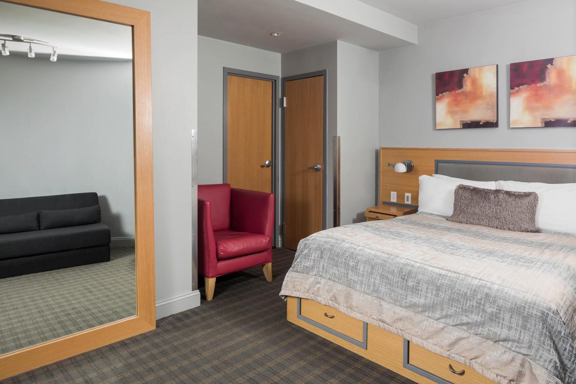 Cabin met Queensize Bed (Geen Ramen)
